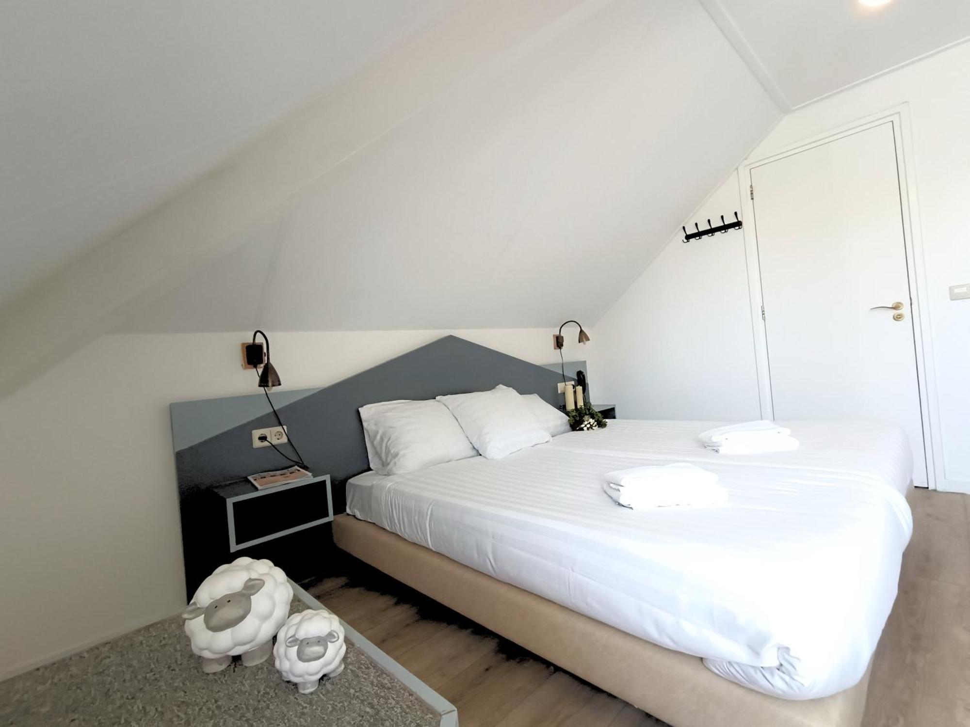 Hotel Den Burg - Digital Access Luaran gambar