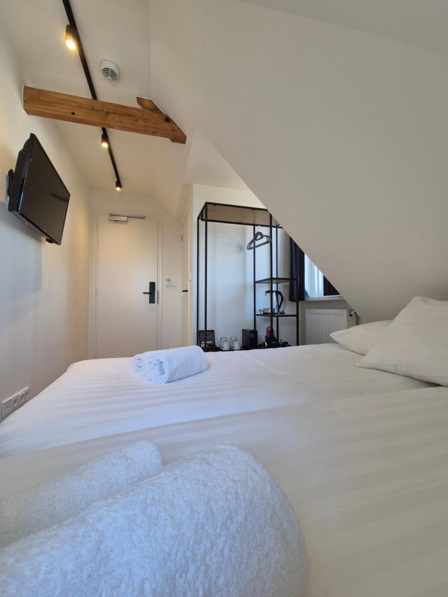 Hotel Den Burg - Digital Access Luaran gambar