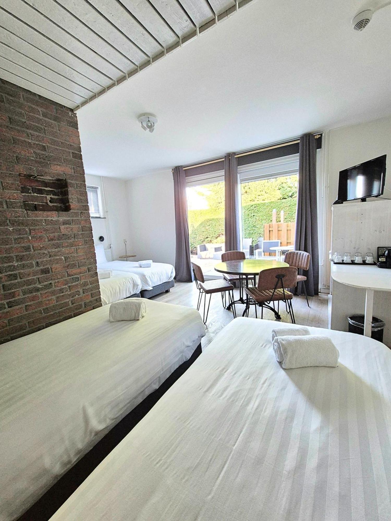 Hotel Den Burg - Digital Access Luaran gambar